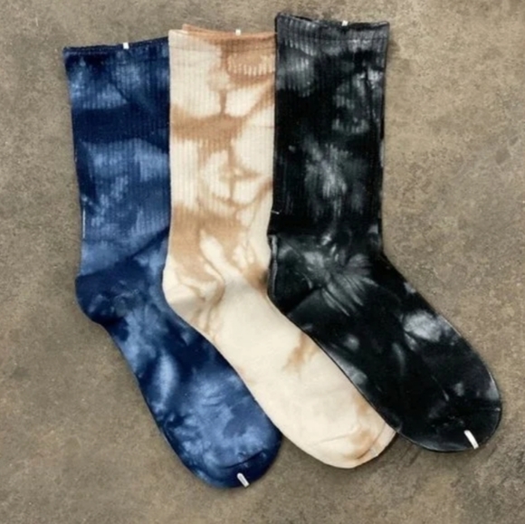 🚨Last set!!  3/$15🧦Socks- TieDye - Picture 3 of 3